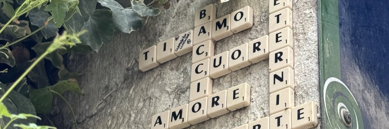 MVictoriaReyes's profile banner image
