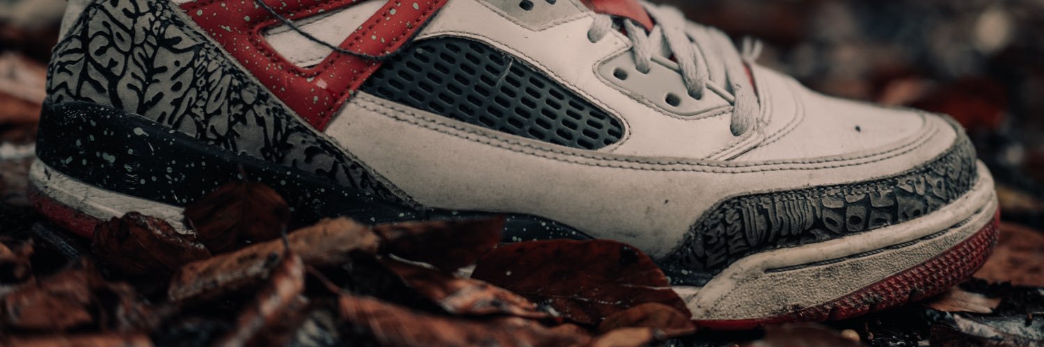 TweetDeNoir's profile banner image
