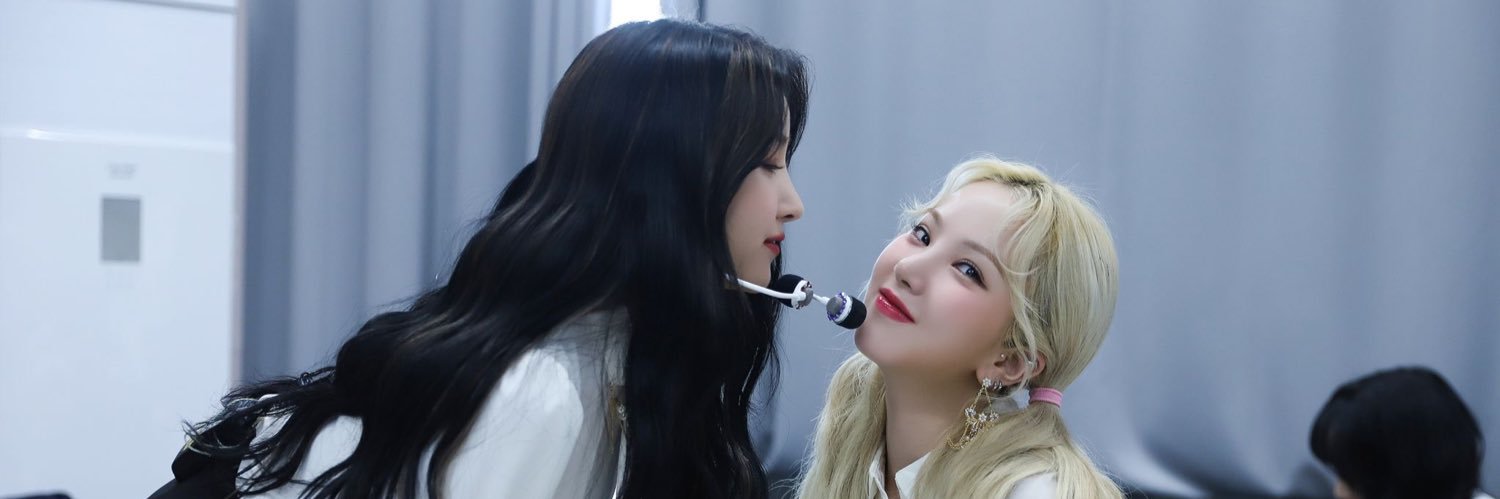wonrins's profile banner image