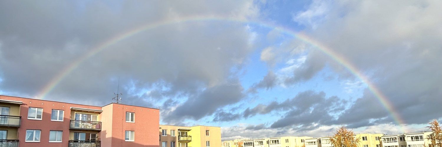 Elissa Cunane banner