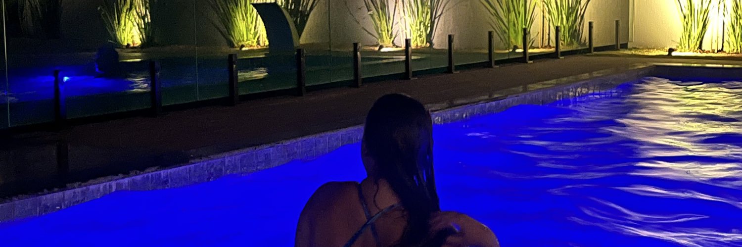 _anaclmoraes's profile banner image