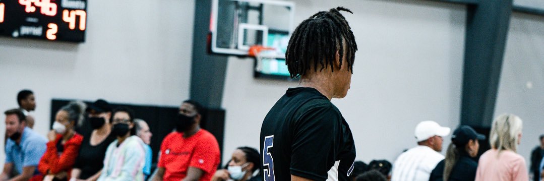 Adante’ Holiman banner