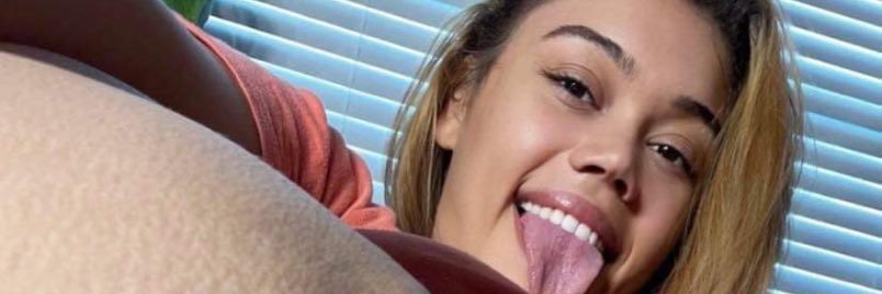 Molly_Hot199's profile banner image