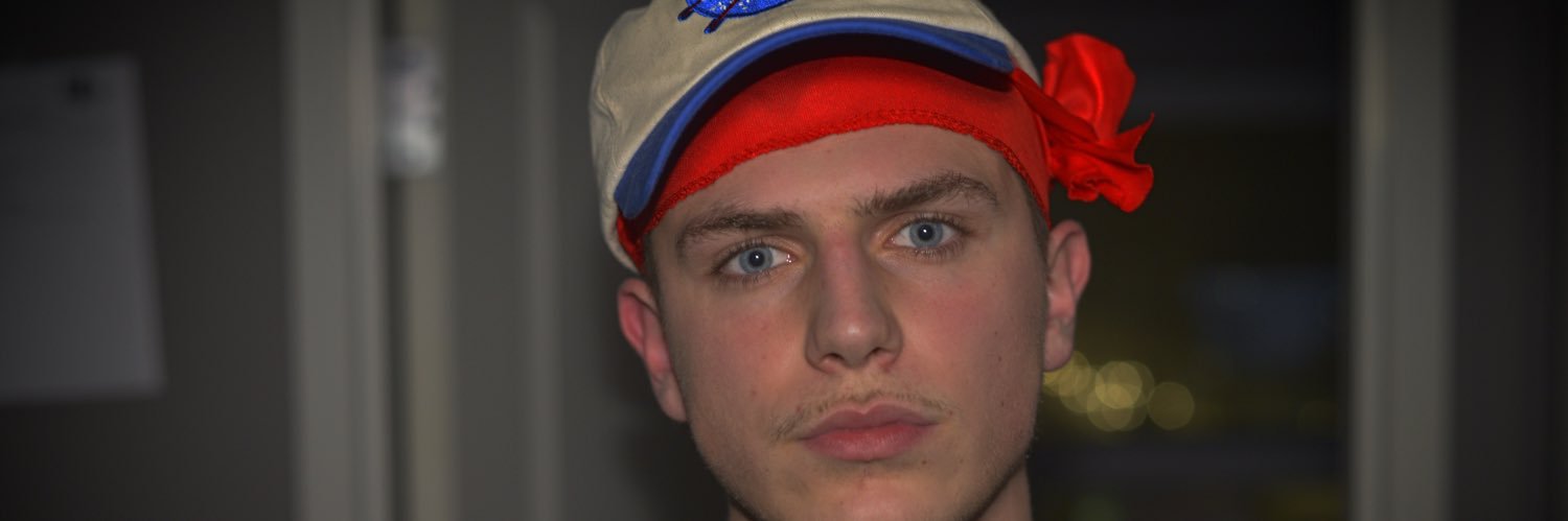Lucaspopehami's profile banner image
