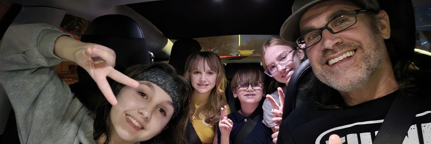 Daniel Vision banner