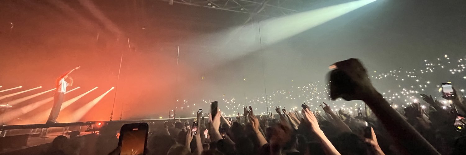 dearlbs's profile banner image