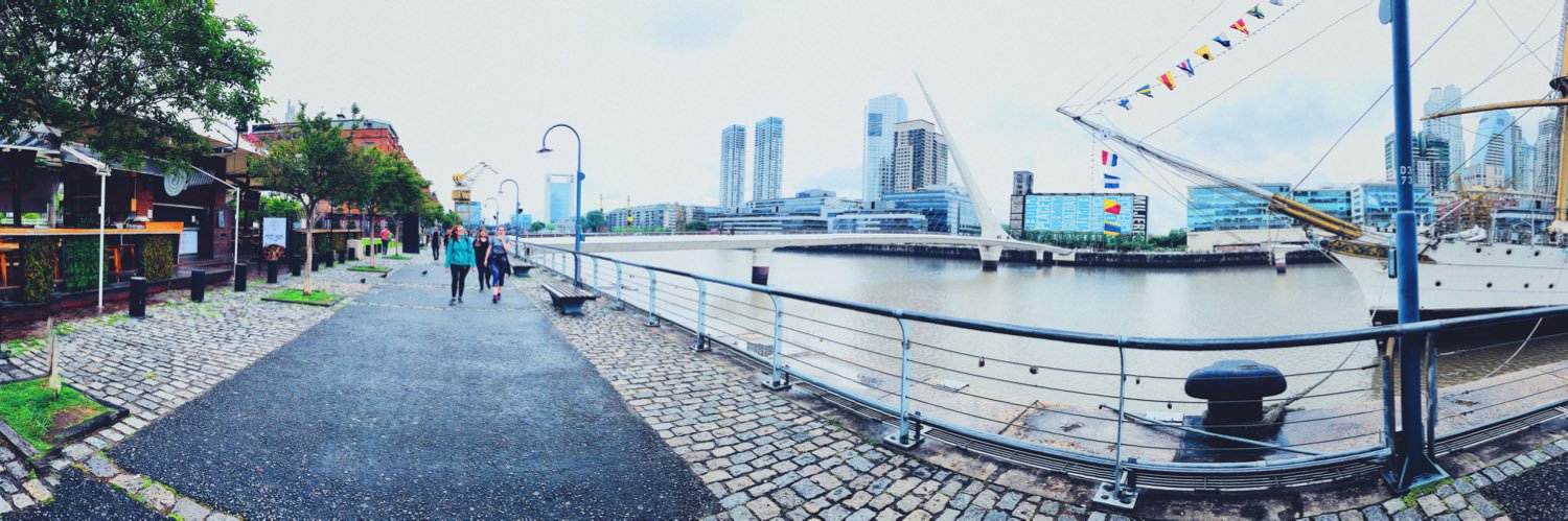 bru_pavani's profile banner image