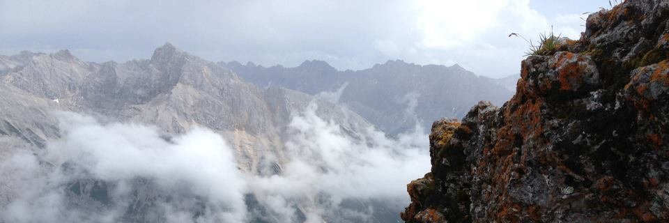 Tamas Schauer banner