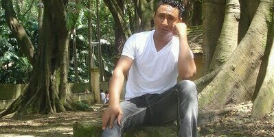 romazine's profile banner image