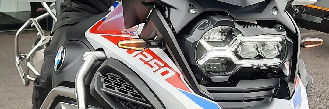 - . RV . - 🇫🇷 banner