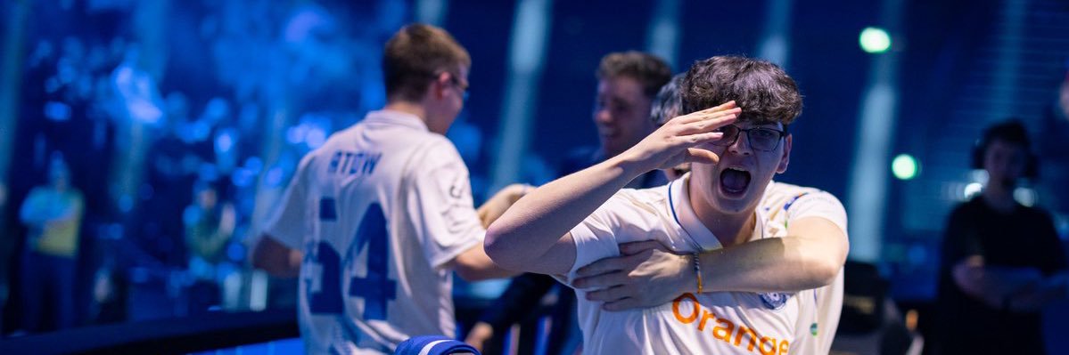 DeeRz__'s profile banner image