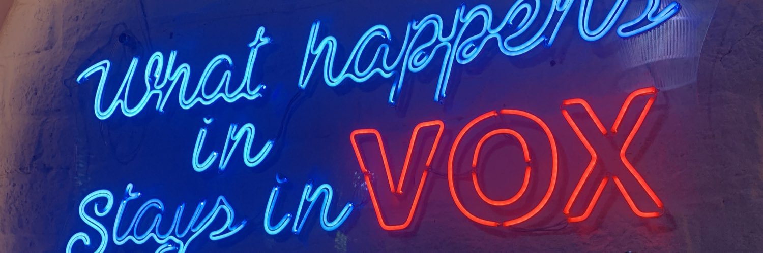 vezn1106's profile banner image