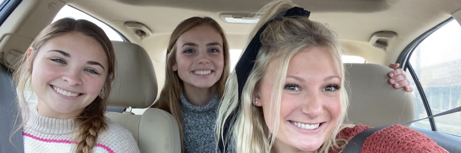macie_leinen's profile banner image