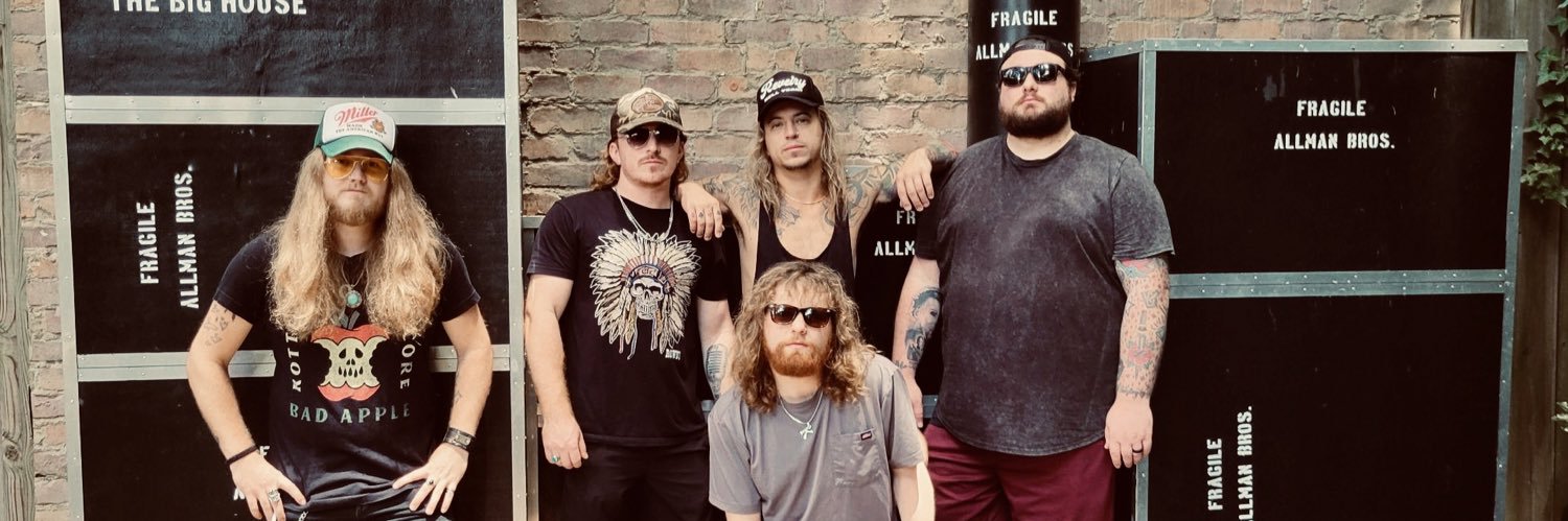 zackmmusic's profile banner image