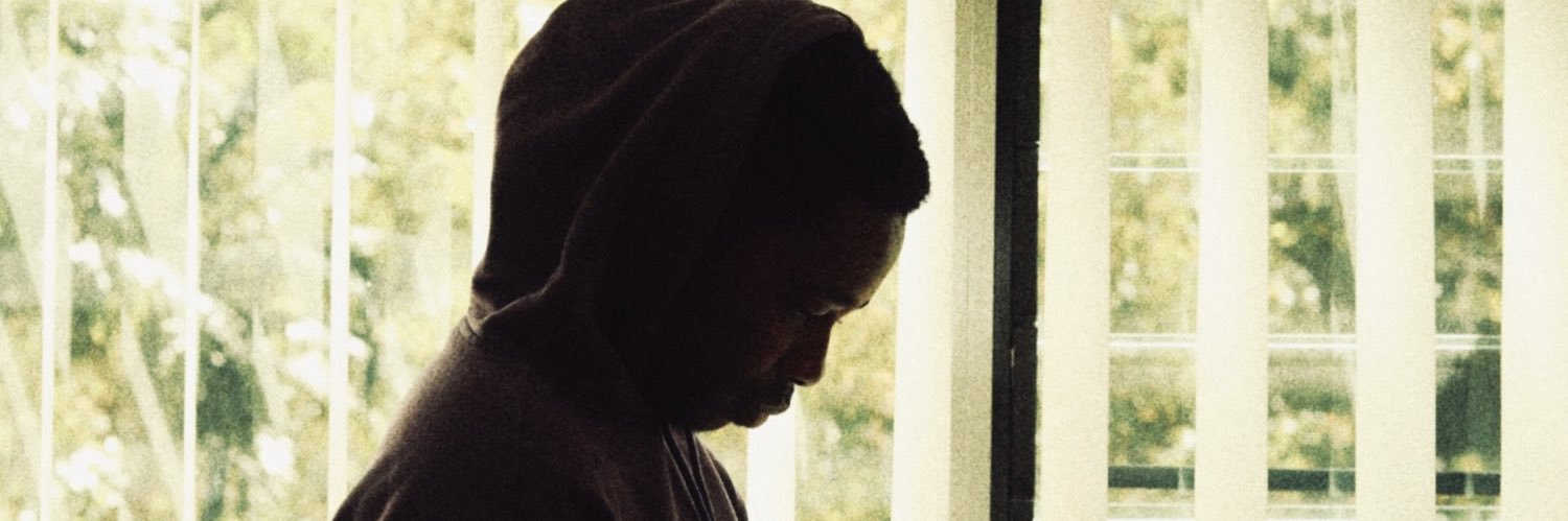 thabozncube's profile banner image