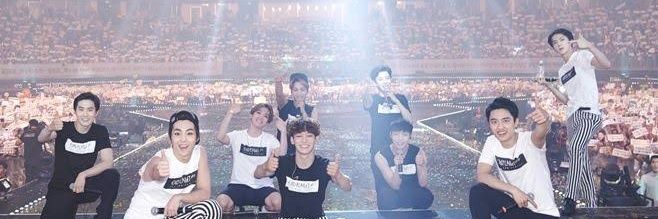 W_pop12's profile banner image