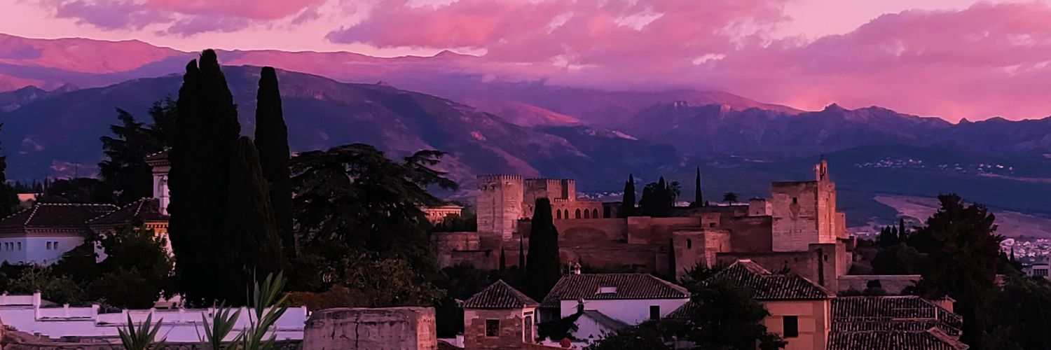 LUX banner