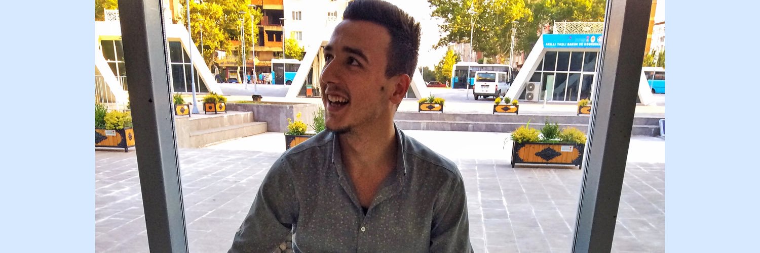 gkkysz's profile banner image