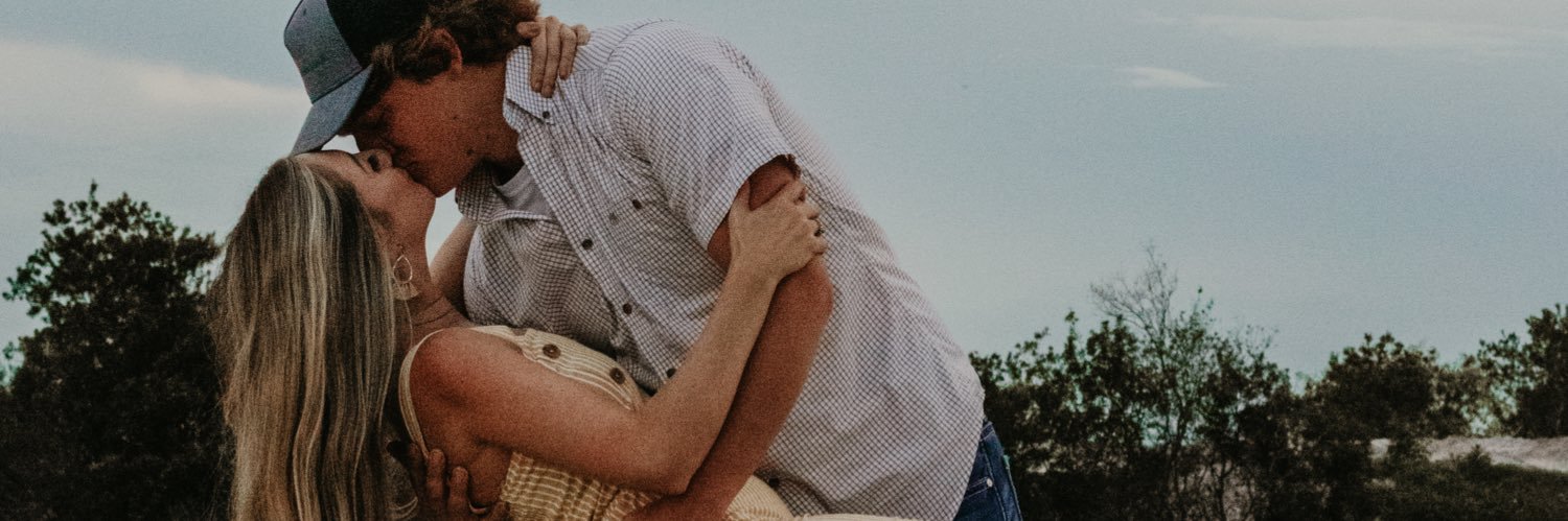 claudiaff_'s profile banner image
