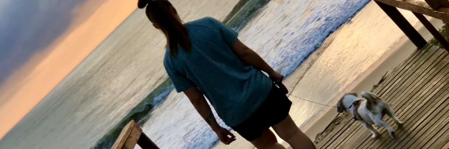 tainarafernanda's profile banner image