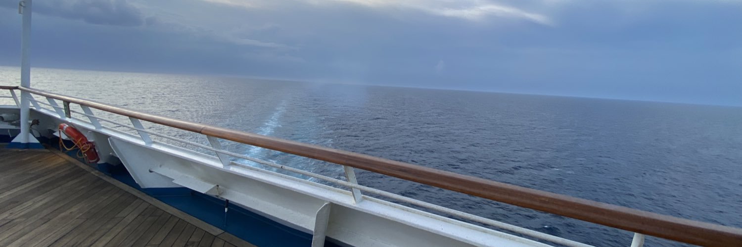 cmjxx_'s profile banner image