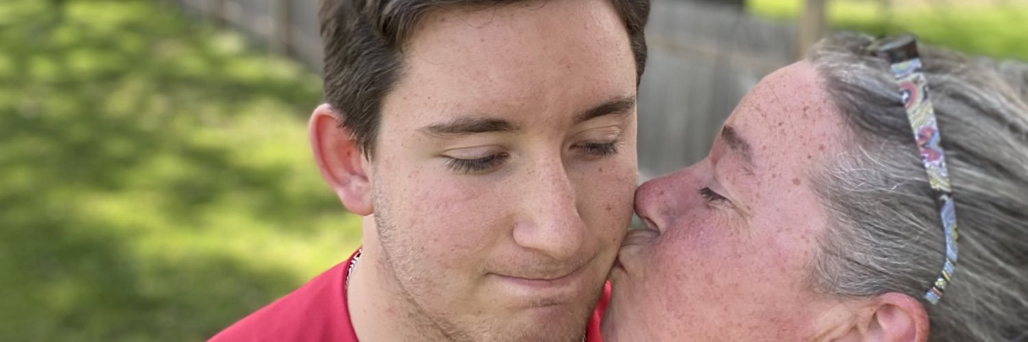thewarrenb32's profile banner image