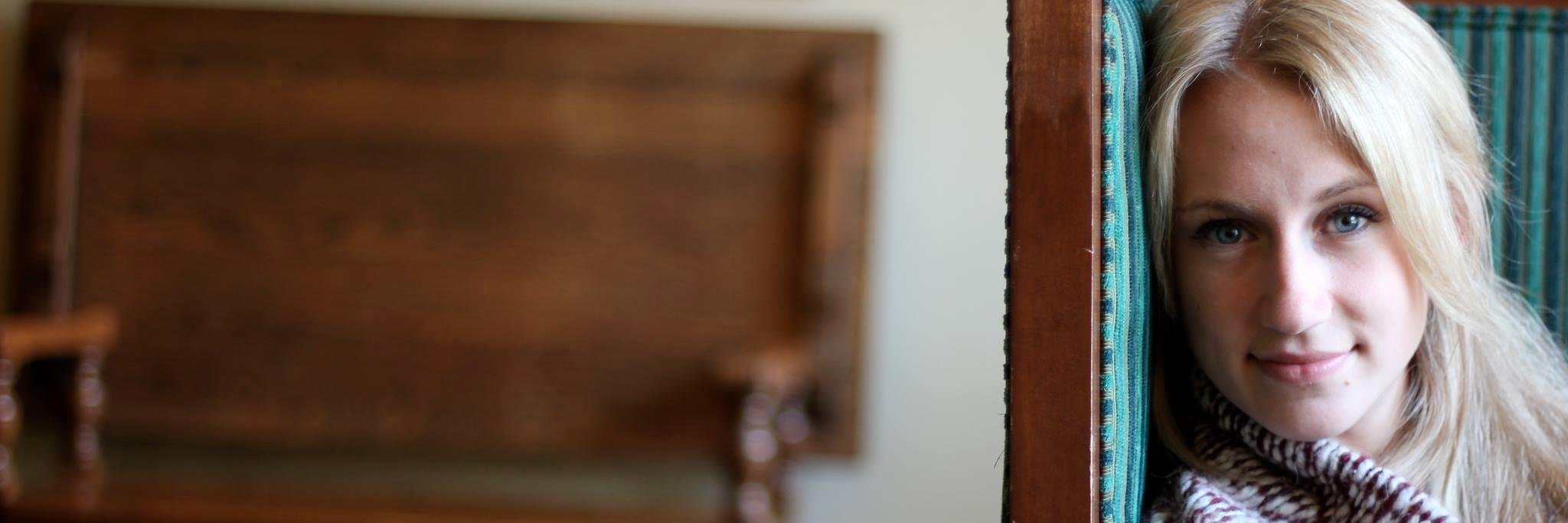 belowtheblonde's profile banner image