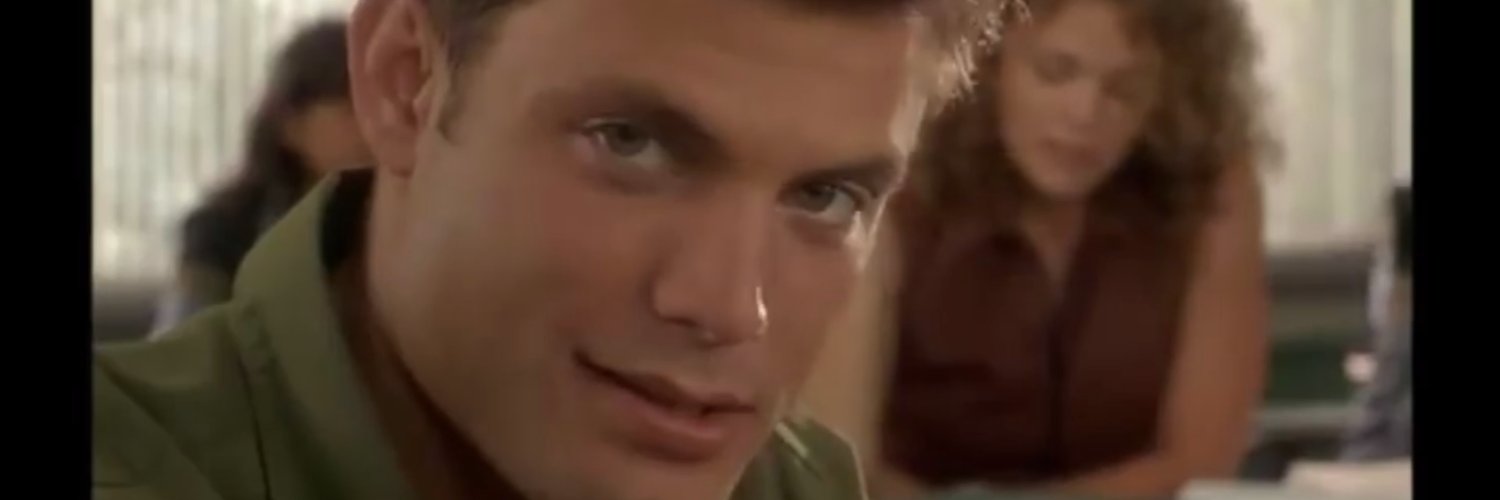 Big ol’ dummy banner