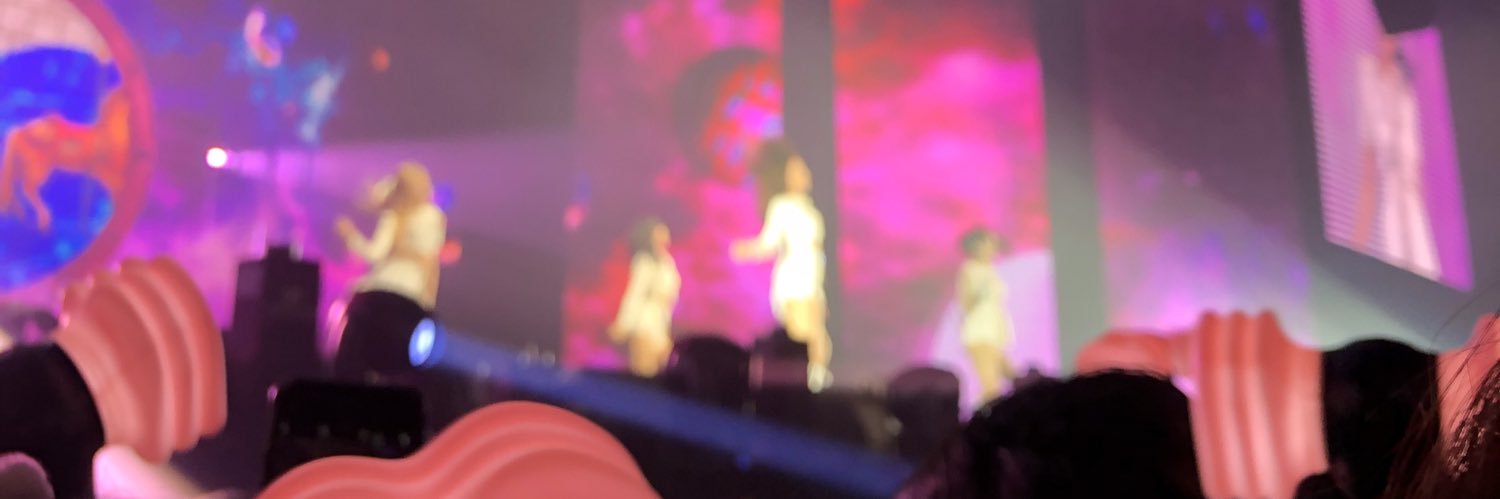 F banner