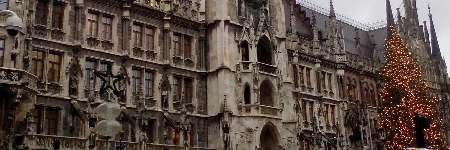 halbmond28's profile banner image