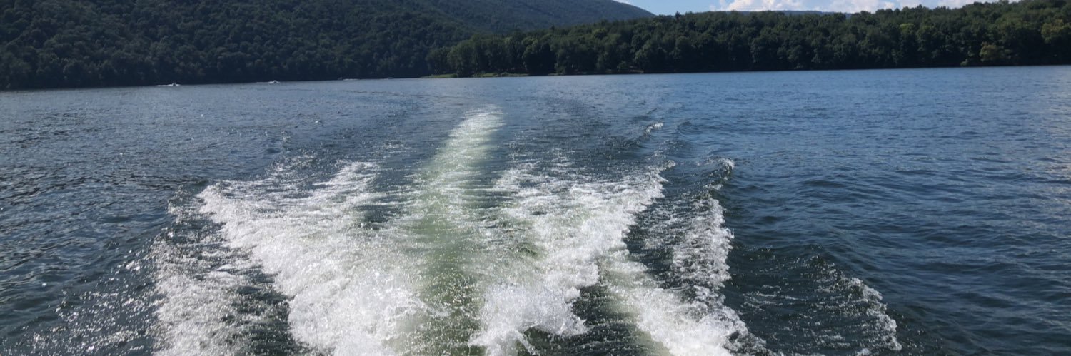 العليم Bombaye banner