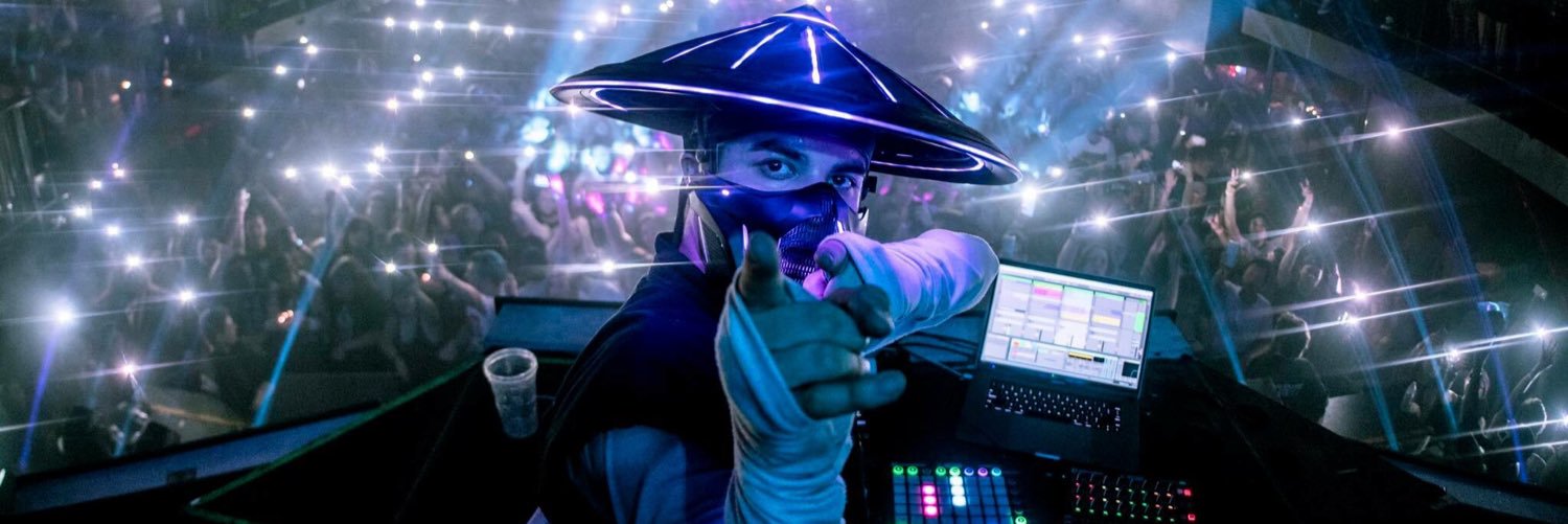 _youngwhiteboy's profile banner image