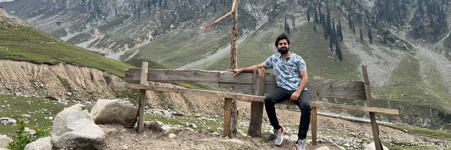 IamWaqaar's profile banner image