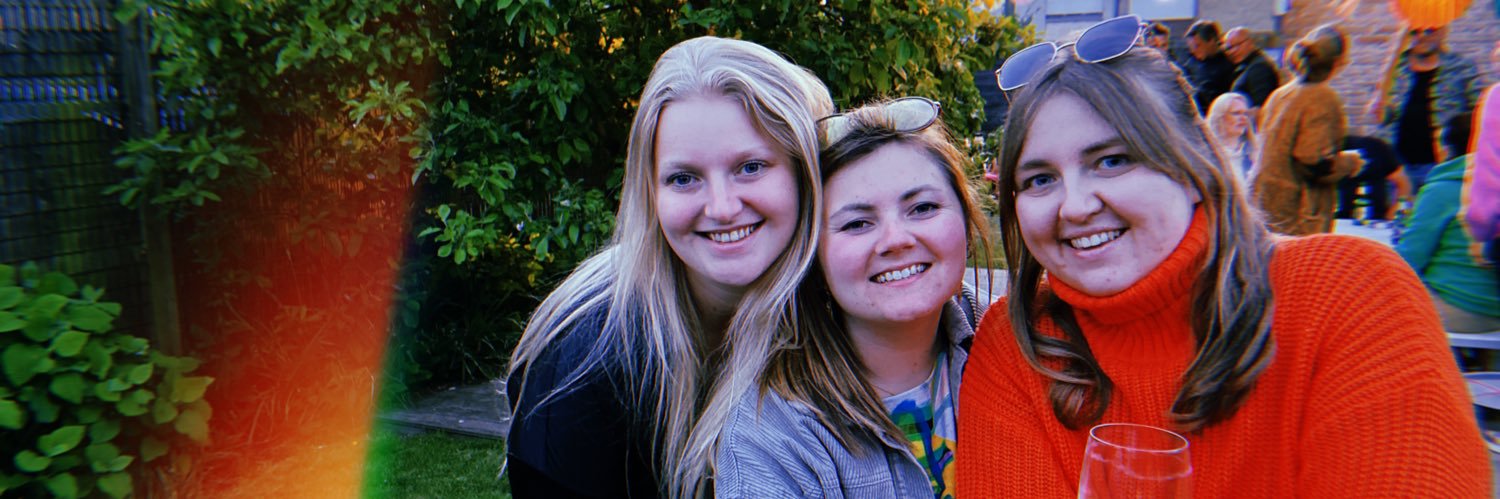 Laurathery3's profile banner image