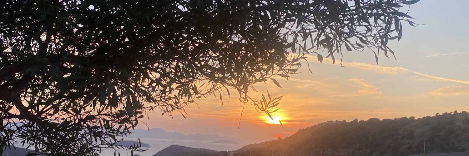 AH_KDLK's profile banner image