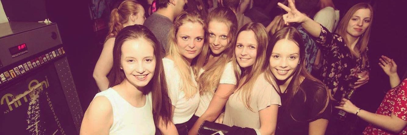 Elien Van den Broeck banner