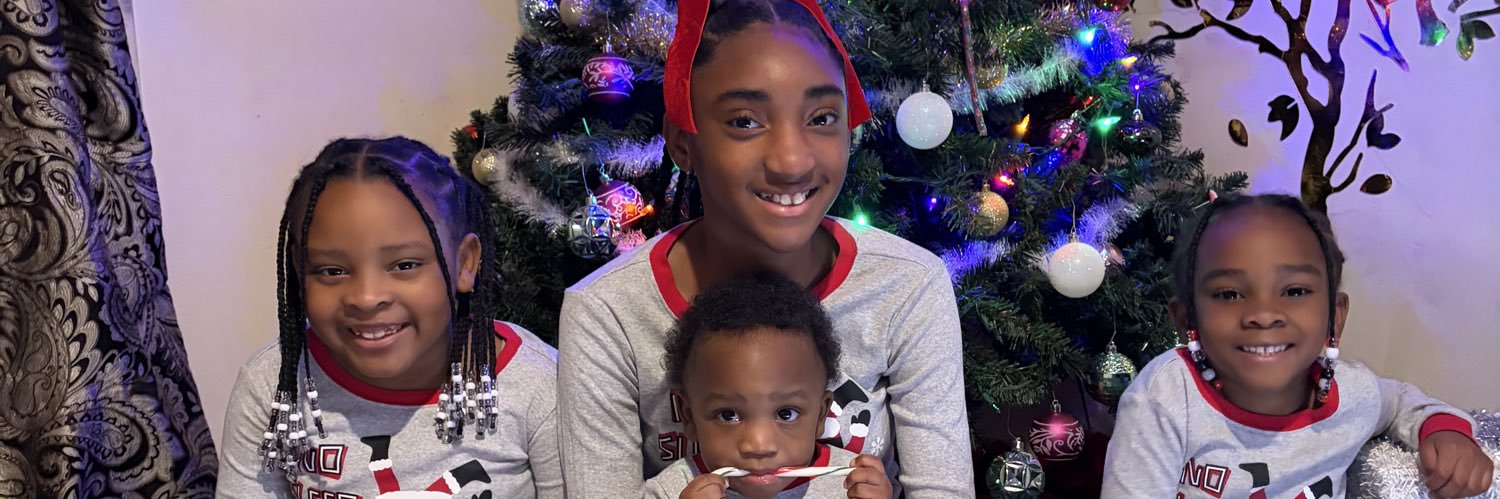 Missosofine's profile banner image