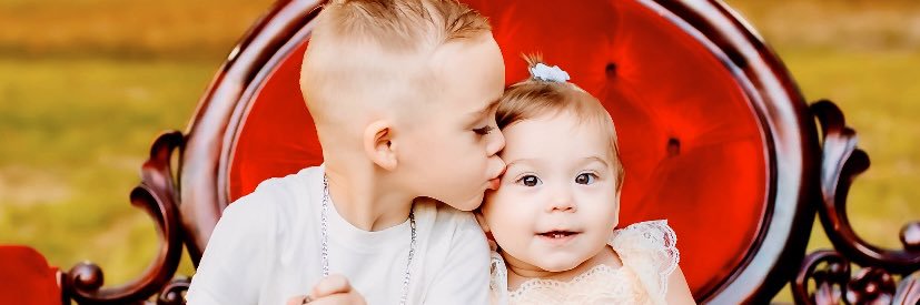____elainem's profile banner image