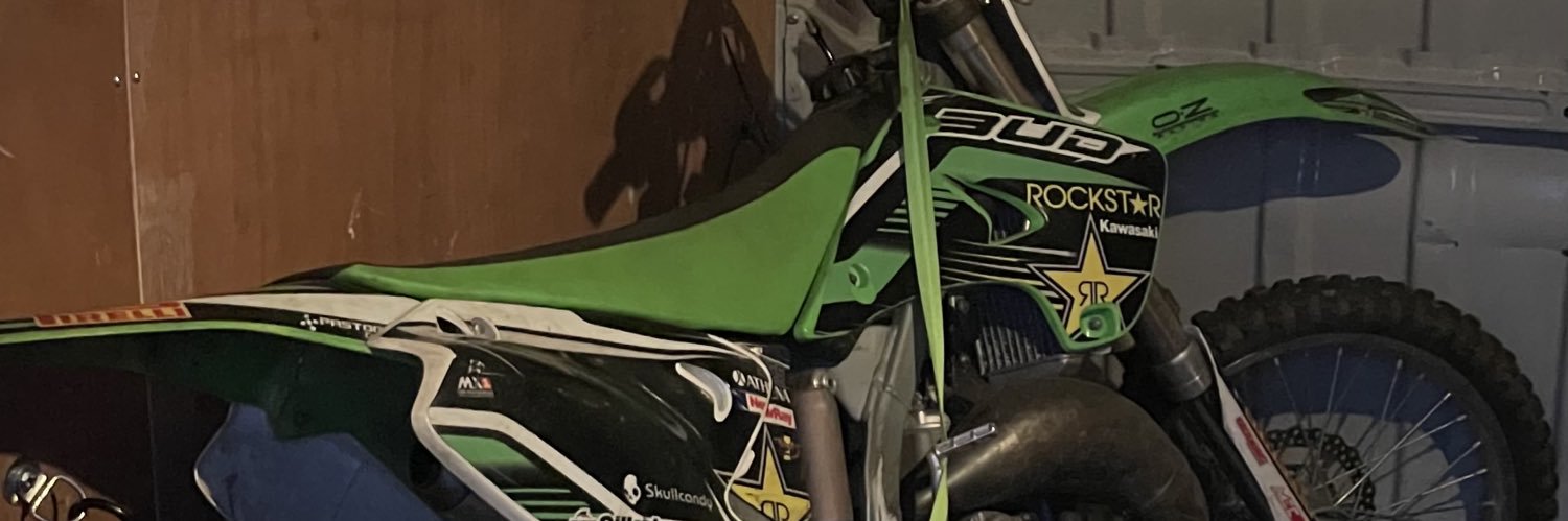 jln349's profile banner image