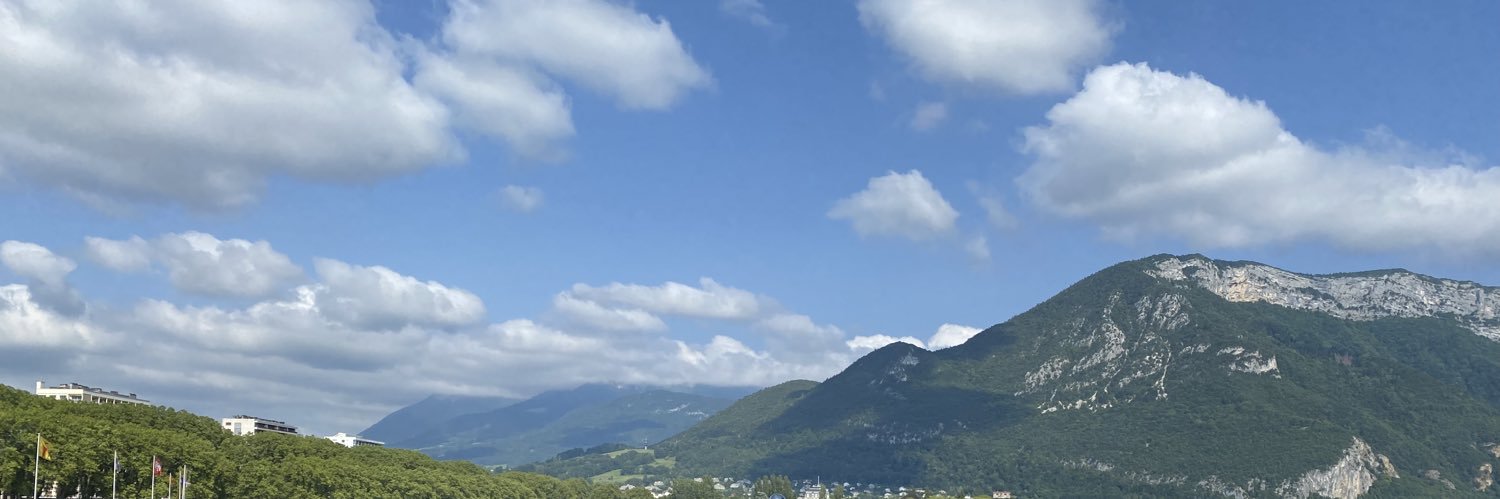 mxthouq's profile banner image