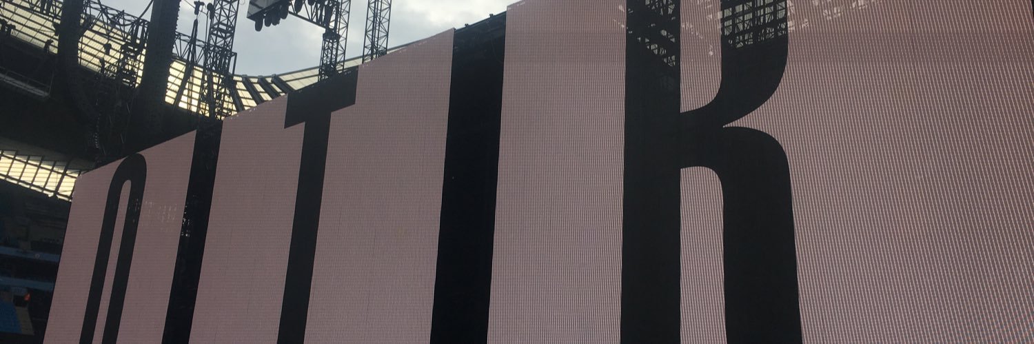 feebiep's profile banner image