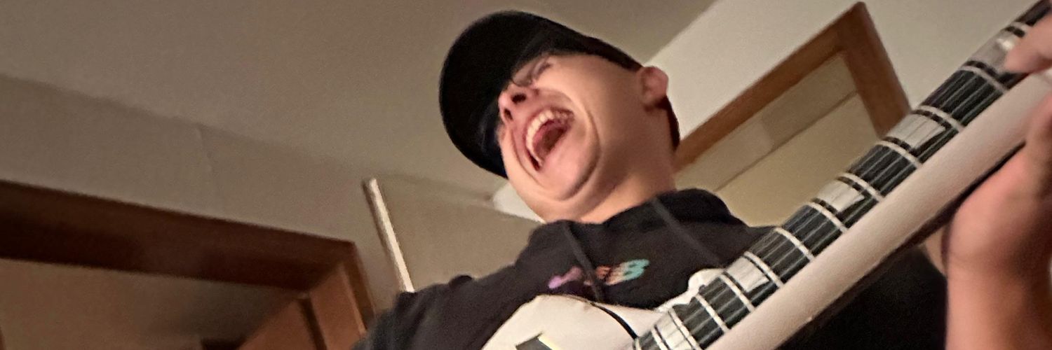 fr3kk1's profile banner image