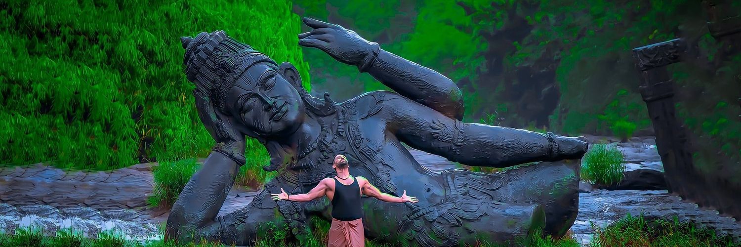 udhai27's profile banner image