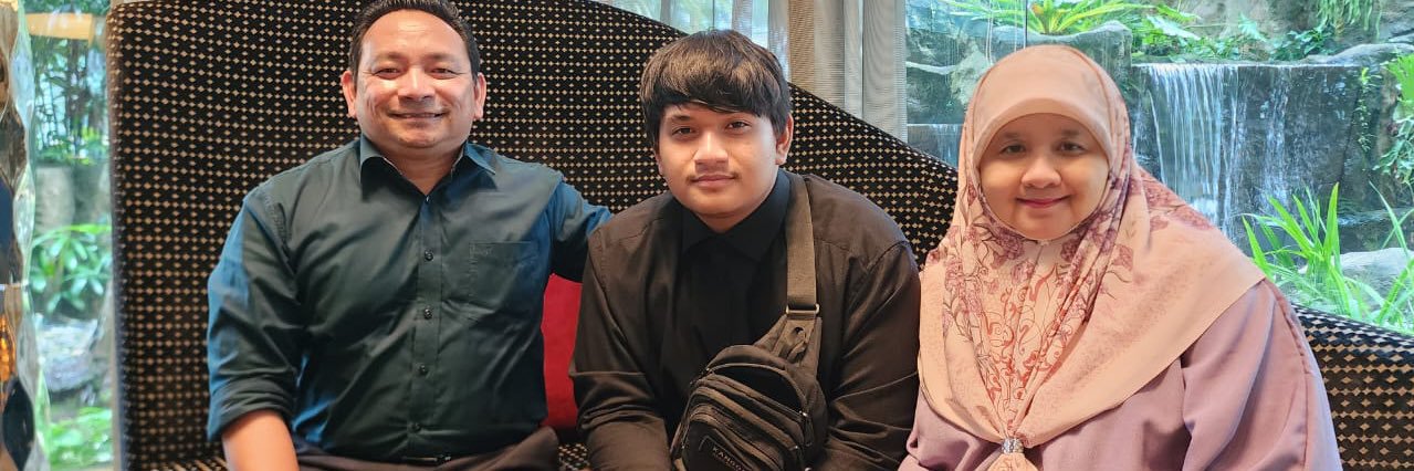 azmimanutd's profile banner image