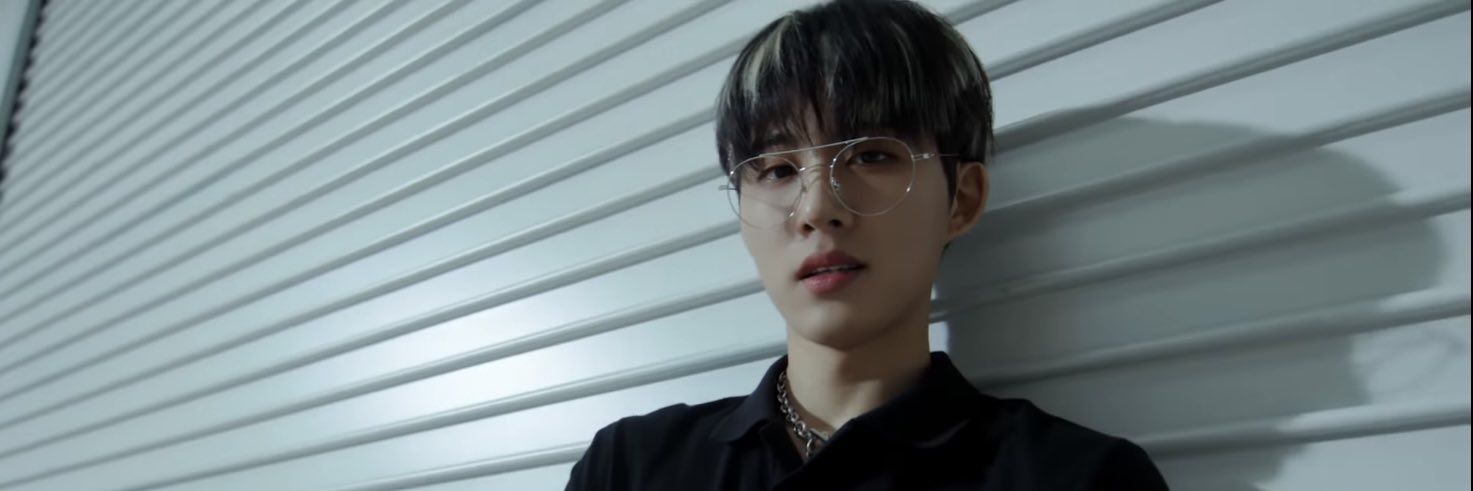 Aing_smile's profile banner image