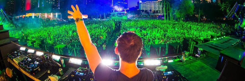 PartyNightWeb's profile banner image