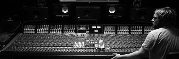 Louis_Skinner Profile Banner