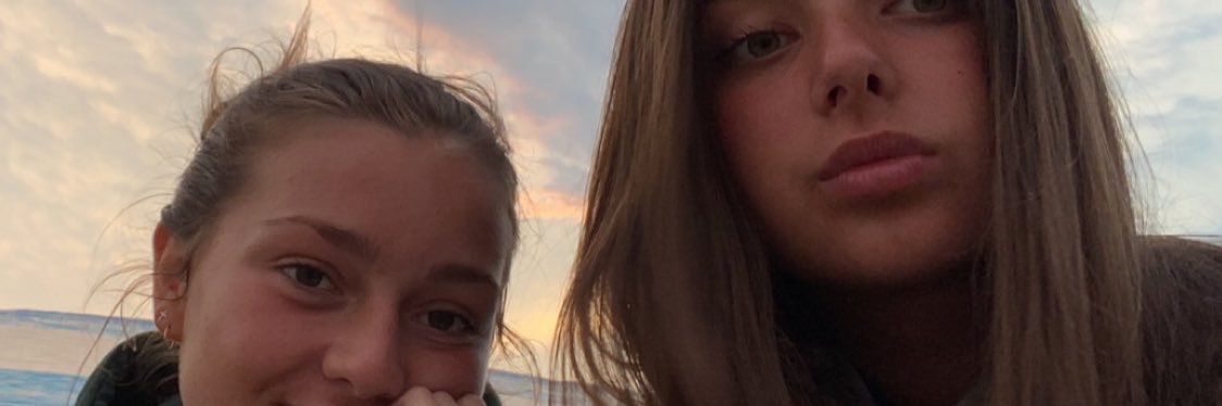 zoe_mtte's profile banner image