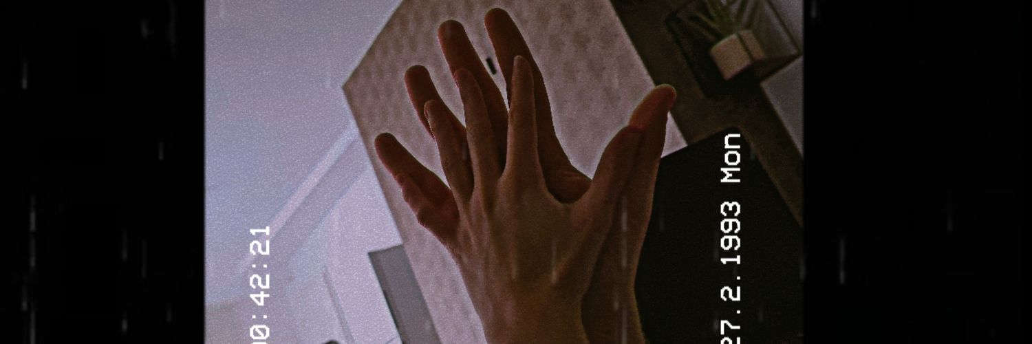 Nicolas_Rhe's profile banner image
