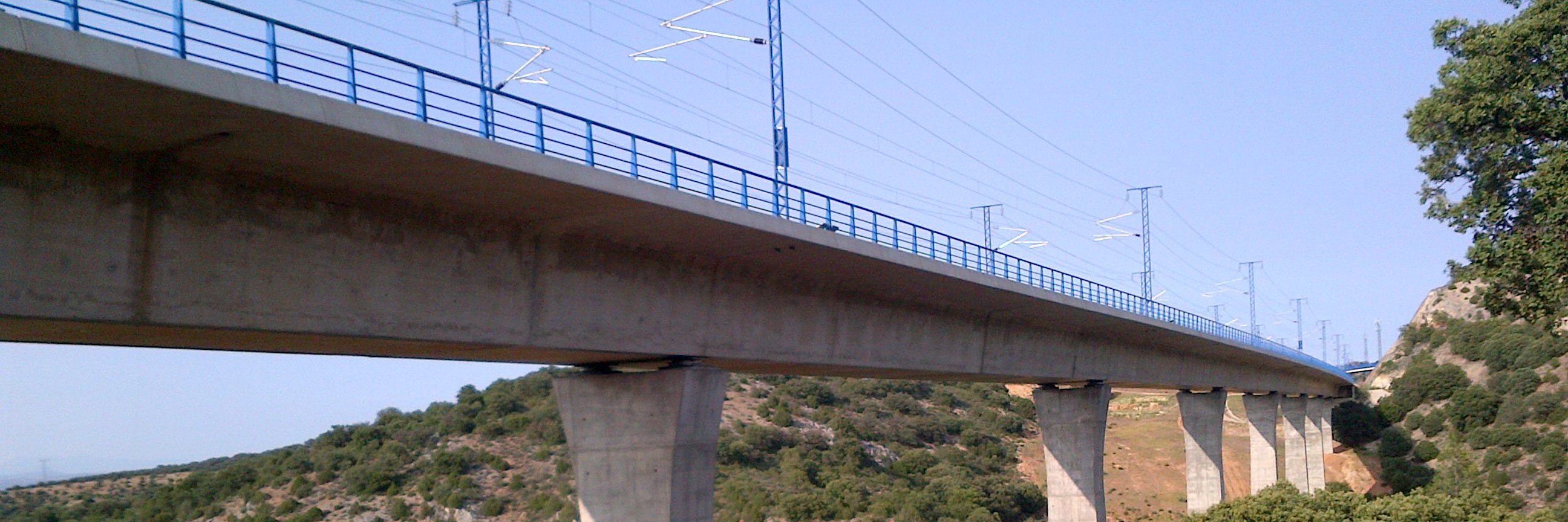 Tren Ave banner